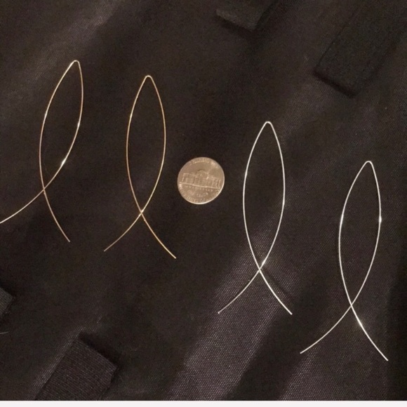 Gold geometric drop hoop earrings neon - Picture 3 of 5